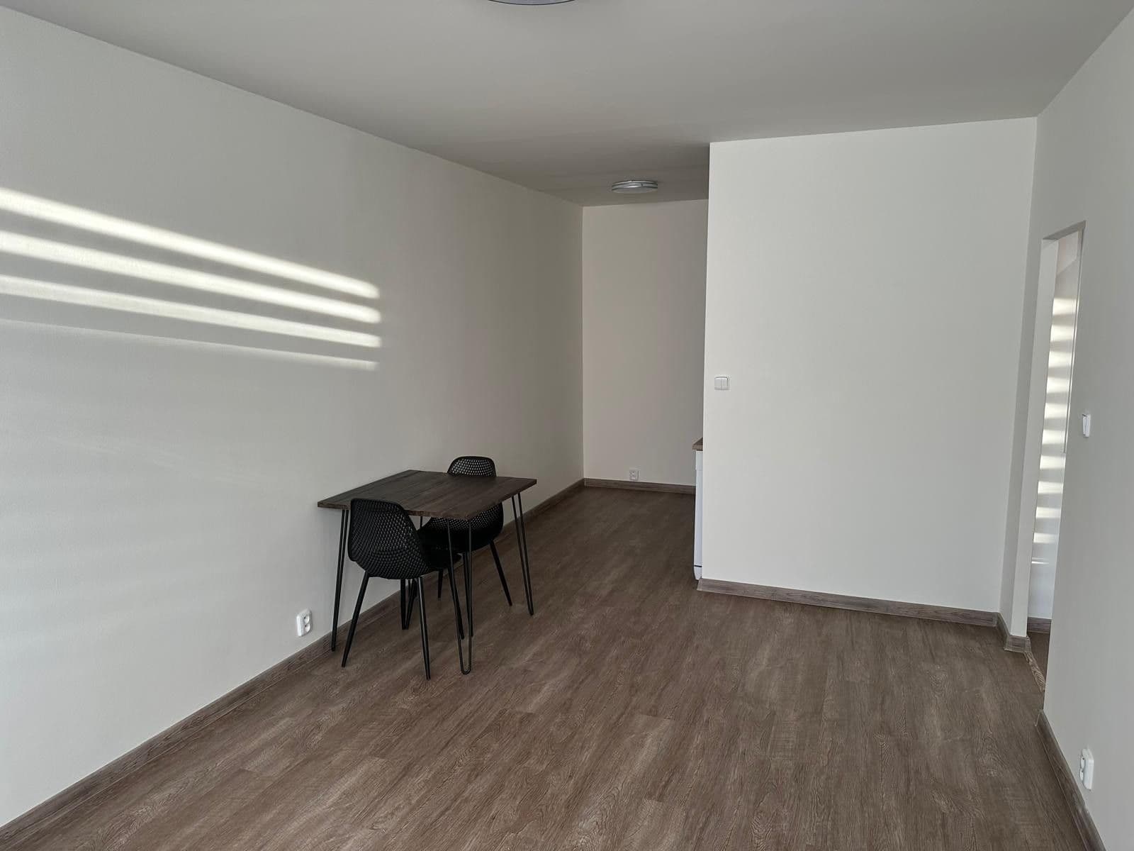 Prenájom bytu 2-izbový 45 m², Nechvílova, Praha, Praha Prenájom bytu 2-izbový 45 m², Nechvílova, Praha, Praha