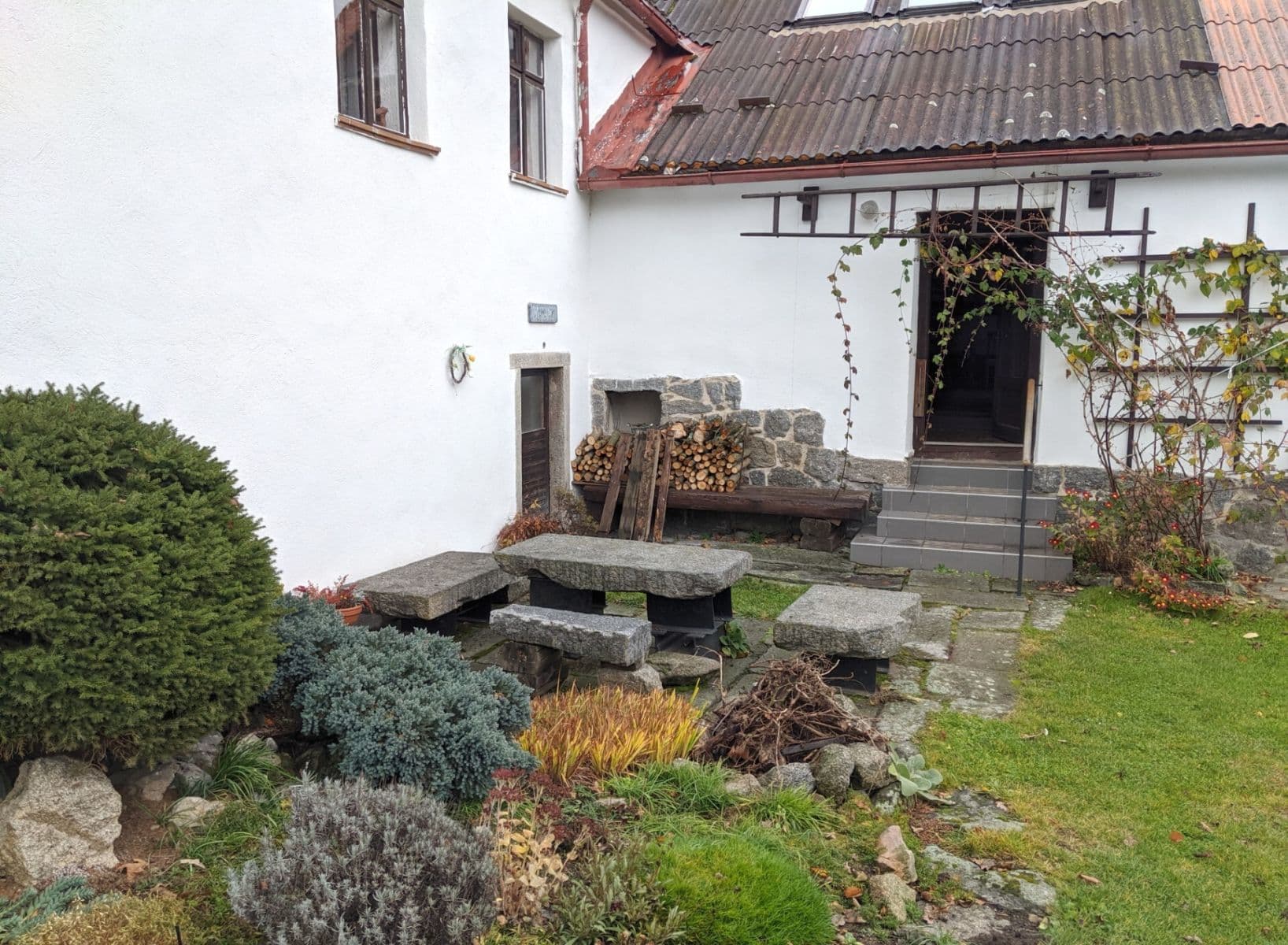 Predaj rekreačného objektu 316 m², pozemek 670 m², Kolinec, Plzeňský kraj Predaj rekreačného objektu 316 m², pozemek 670 m², Kolinec, Plzeňský kraj