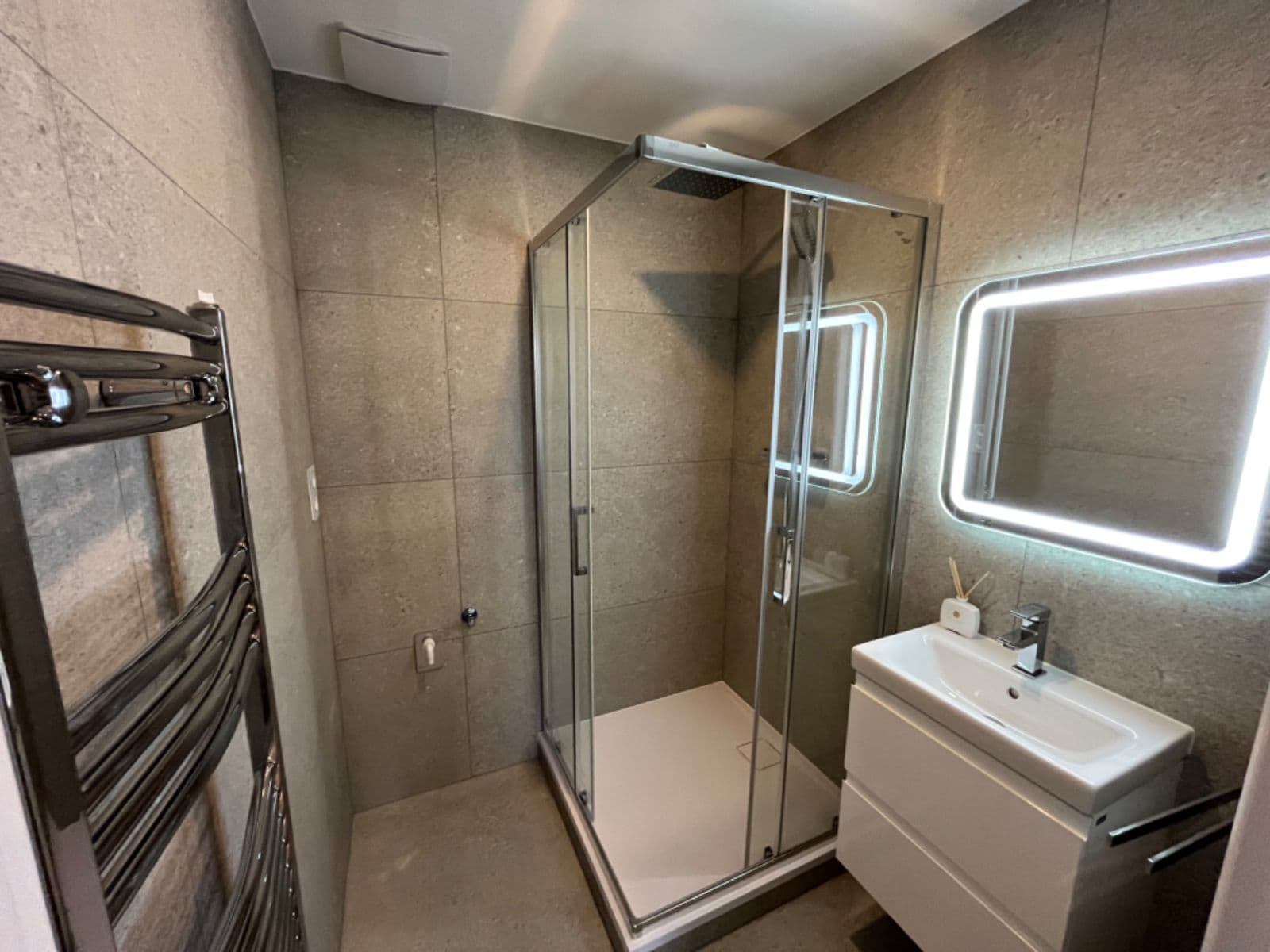 Predaj bytu 3-izbový 59 m², Palackého, Rakovník, Středočeský kraj Predaj bytu 3-izbový 59 m², Palackého, Rakovník, Středočeský kraj