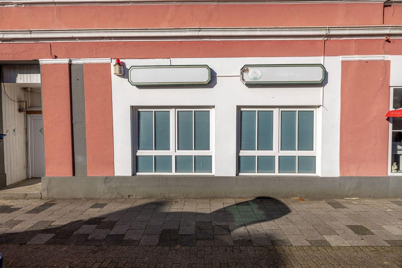 Prenájom nebytového priestoru 99 m², Marktstraße 151, Wilhelmshaven, Dolné Sasko Prenájom nebytového priestoru 99 m², Marktstraße 151, Wilhelmshaven, Dolné Sasko