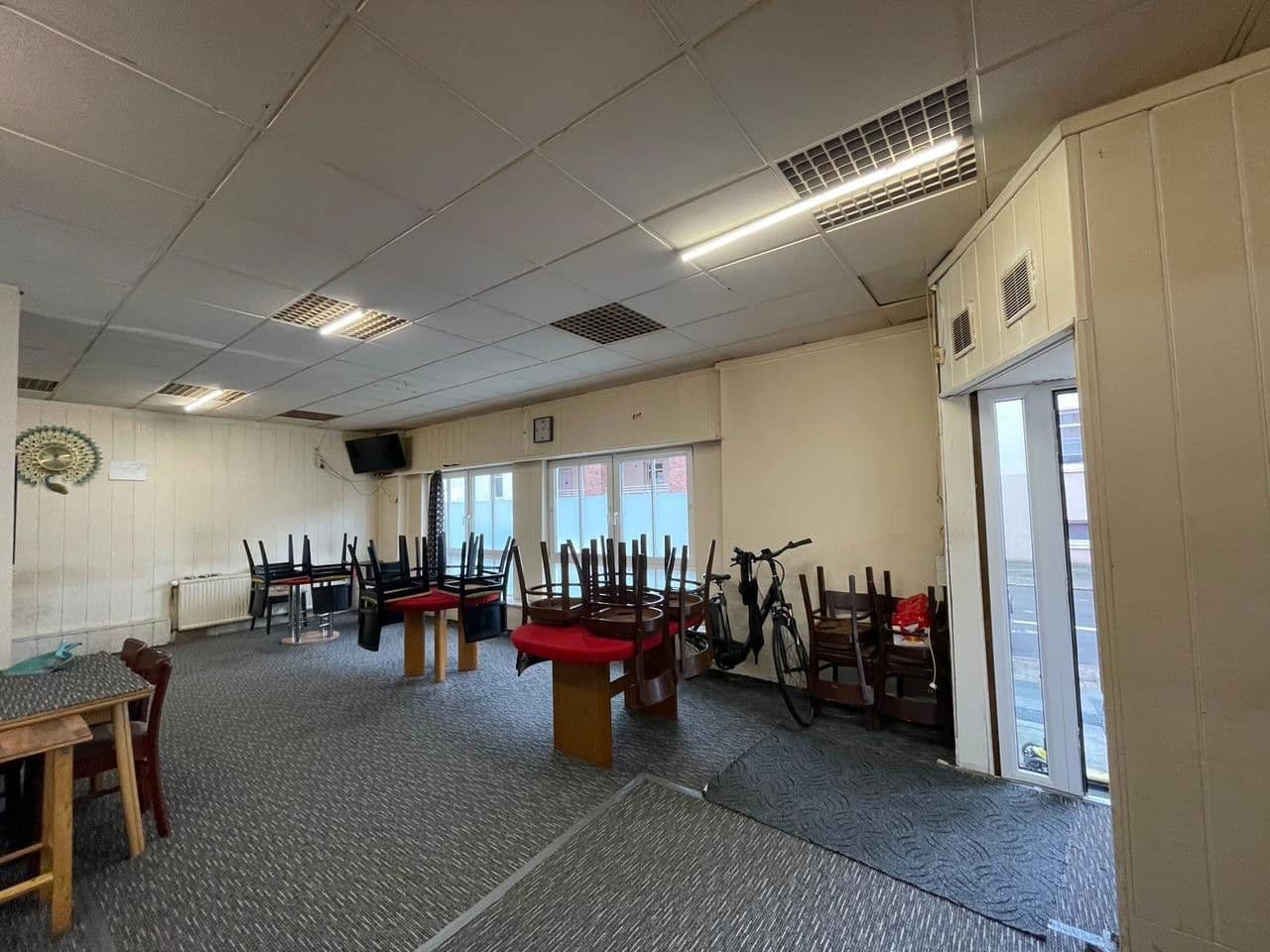 Prenájom nebytového priestoru 99 m², Marktstraße 151, Wilhelmshaven, Dolné Sasko Prenájom nebytového priestoru 99 m², Marktstraße 151, Wilhelmshaven, Dolné Sasko