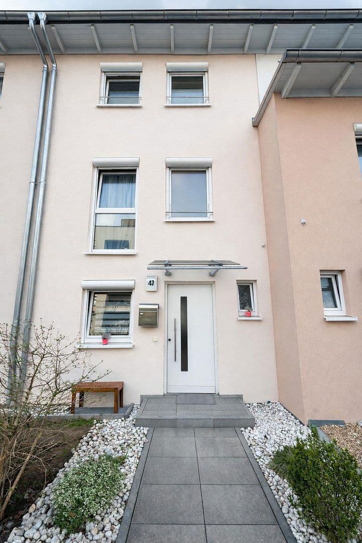 Predaj domu 135 m², pozemek 150 m², Nürnberg, Bavorsko Predaj domu 135 m², pozemek 150 m², Nürnberg, Bavorsko