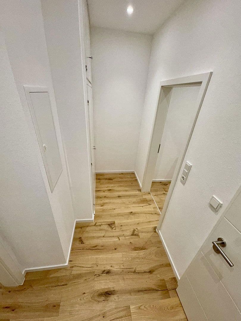 Prenájom bytu 1-izbový 28 m², Marsiliusstraße 93, Köln, Severné Porýnie - Westfálsko Prenájom bytu 1-izbový 28 m², Marsiliusstraße 93, Köln, Severné Porýnie - Westfálsko