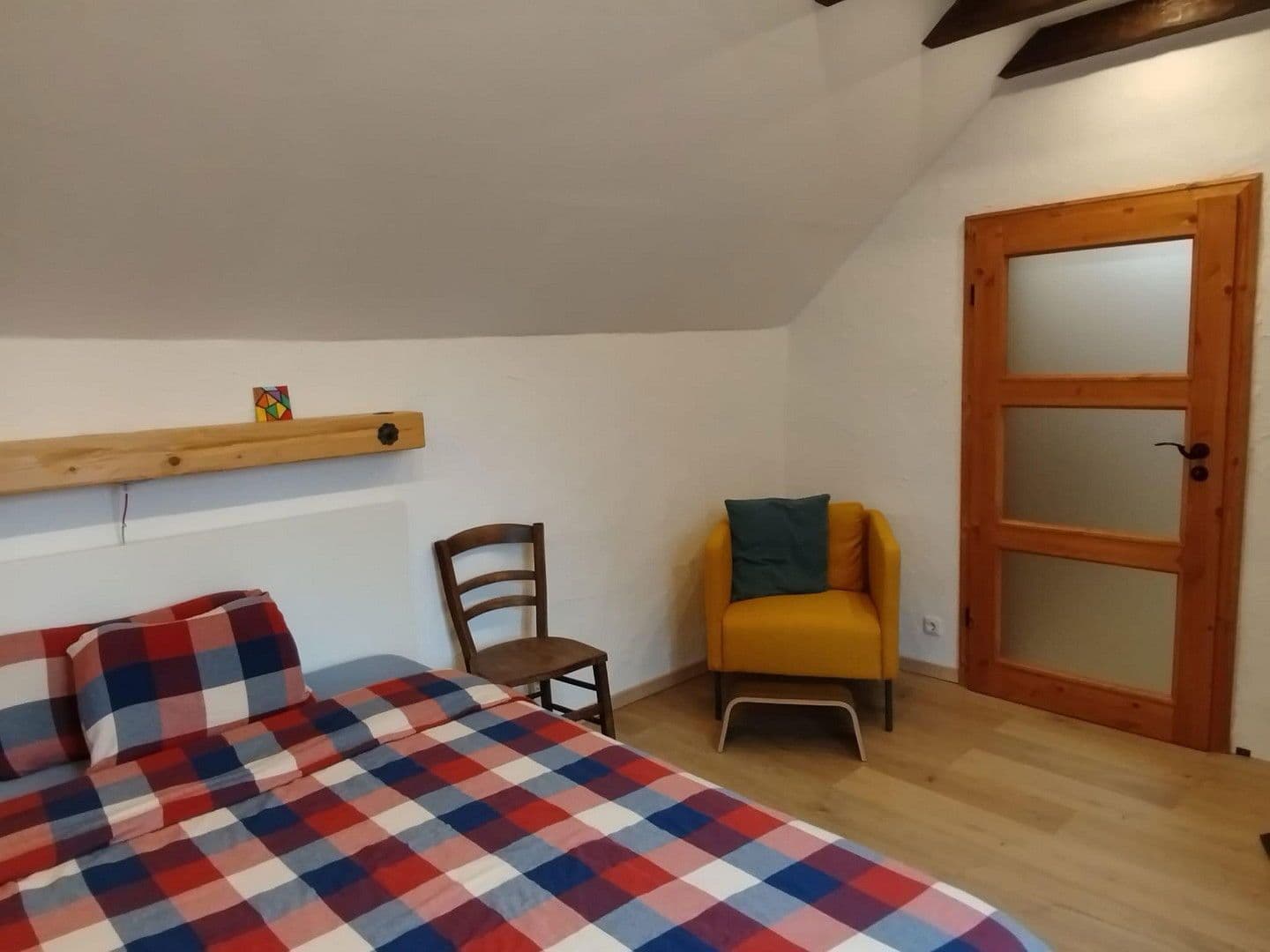 Predaj domu 150 m², pozemek 370 m², Rüssingen, Porýnie-Falcko Predaj domu 150 m², pozemek 370 m², Rüssingen, Porýnie-Falcko