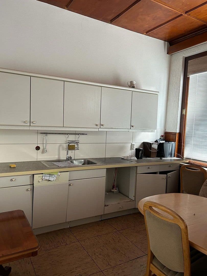 Predaj domu 644 m², pozemek 669 m², Calw, Bádensko-Wurttembersko Predaj domu 644 m², pozemek 669 m², Calw, Bádensko-Wurttembersko
