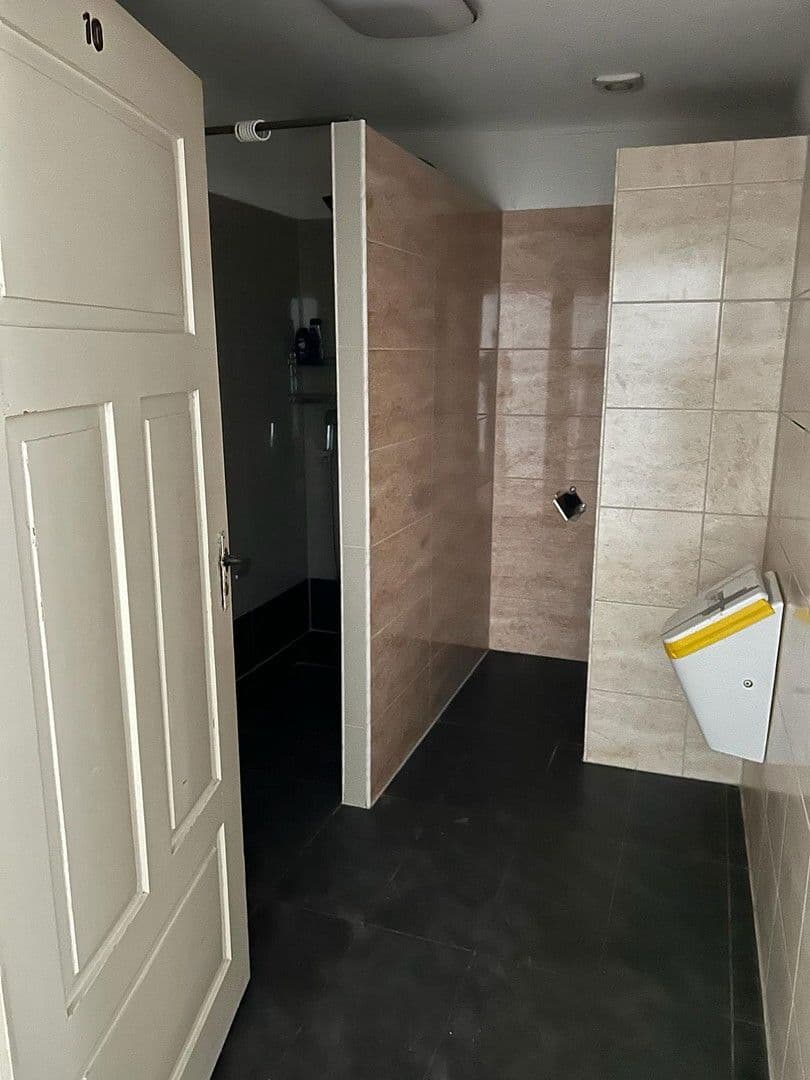 Predaj domu 644 m², pozemek 669 m², Calw, Bádensko-Wurttembersko Predaj domu 644 m², pozemek 669 m², Calw, Bádensko-Wurttembersko