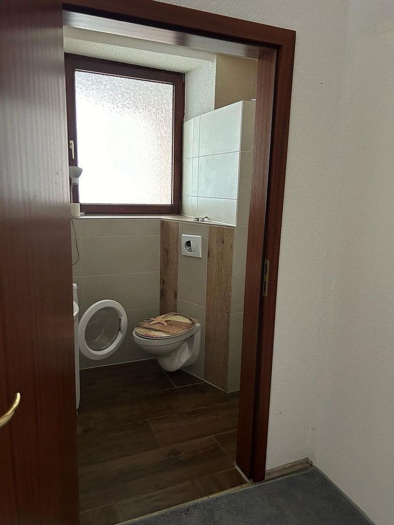 Predaj domu 644 m², pozemek 669 m², Calw, Bádensko-Wurttembersko Predaj domu 644 m², pozemek 669 m², Calw, Bádensko-Wurttembersko