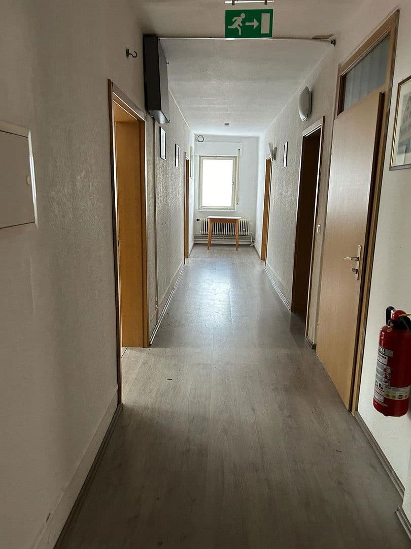 Predaj domu 644 m², pozemek 669 m², Calw, Bádensko-Wurttembersko Predaj domu 644 m², pozemek 669 m², Calw, Bádensko-Wurttembersko