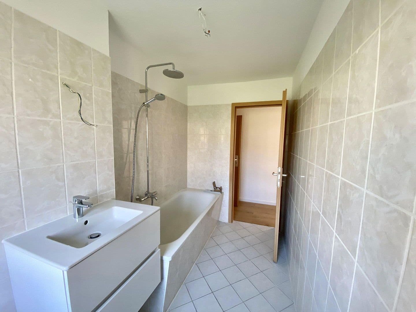 Prenájom bytu 3-izbový 66 m², Uhlandstraße 1, Zwenkau, Sasko Prenájom bytu 3-izbový 66 m², Uhlandstraße 1, Zwenkau, Sasko