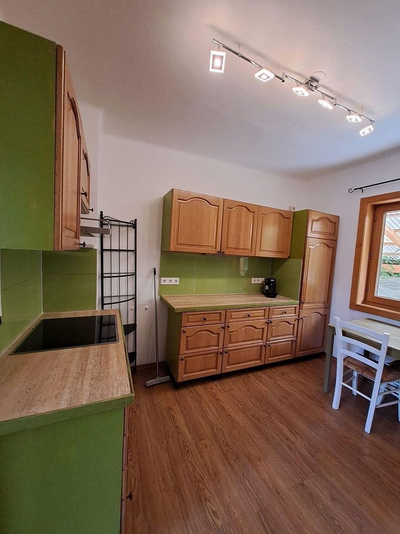 Prenájom domu 53 m², pozemek 150 m², Velden am Wörther See, Korutánsko Prenájom domu 53 m², pozemek 150 m², Velden am Wörther See, Korutánsko