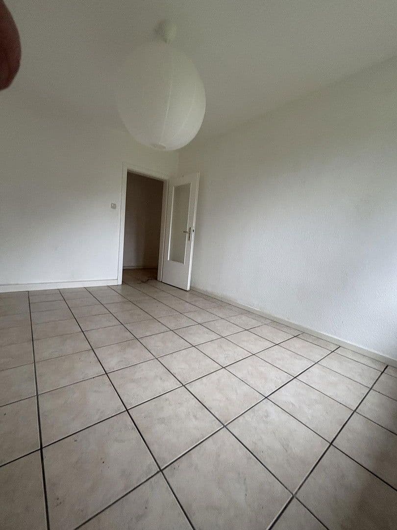 Prenájom bytu 2-izbový 35 m², Hohenzollernstraße 262, Mönchengladbach, Severné Porýnie - Westfálsko Prenájom bytu 2-izbový 35 m², Hohenzollernstraße 262, Mönchengladbach, Severné Porýnie - Westfálsko