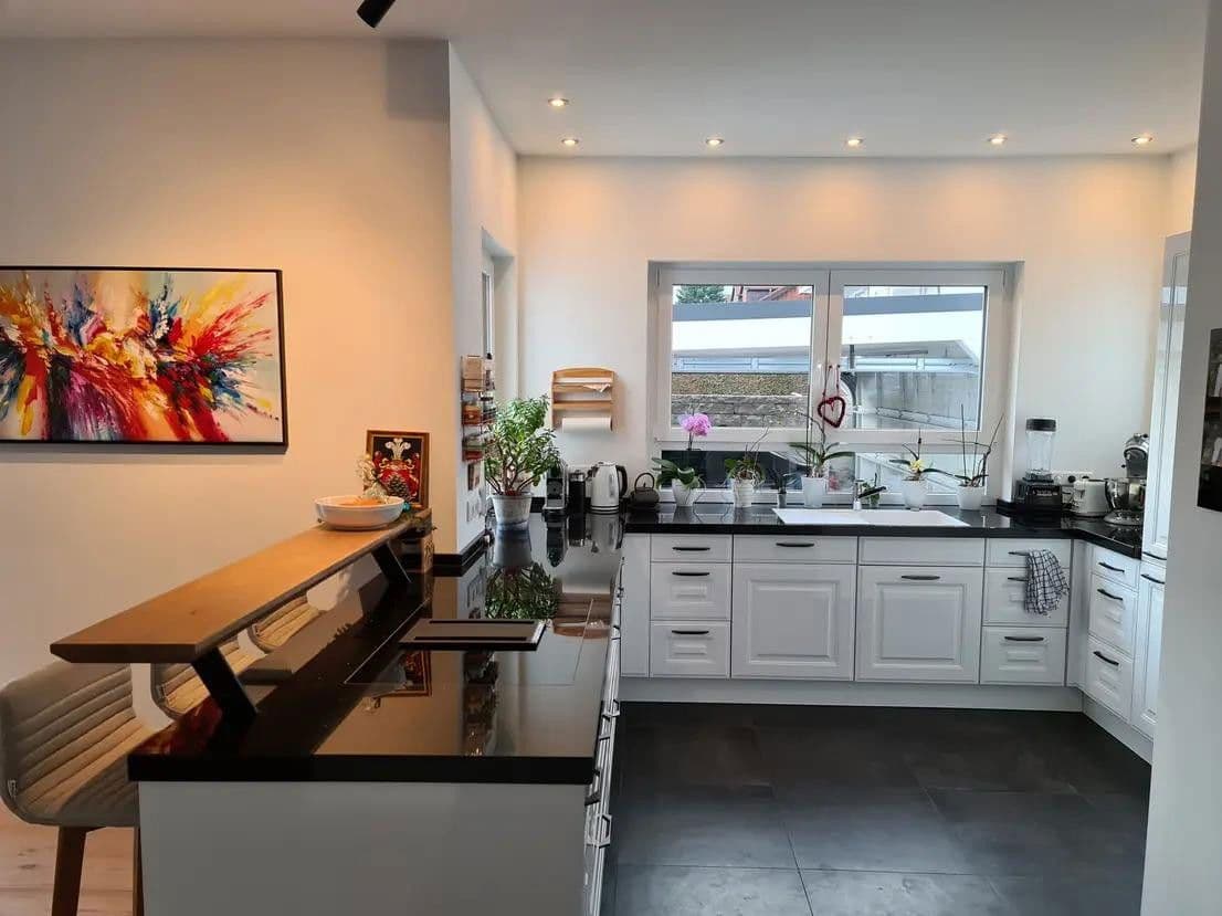 Predaj domu 131 m², pozemek 288 m², Bruckmühl, Bavorsko Predaj domu 131 m², pozemek 288 m², Bruckmühl, Bavorsko