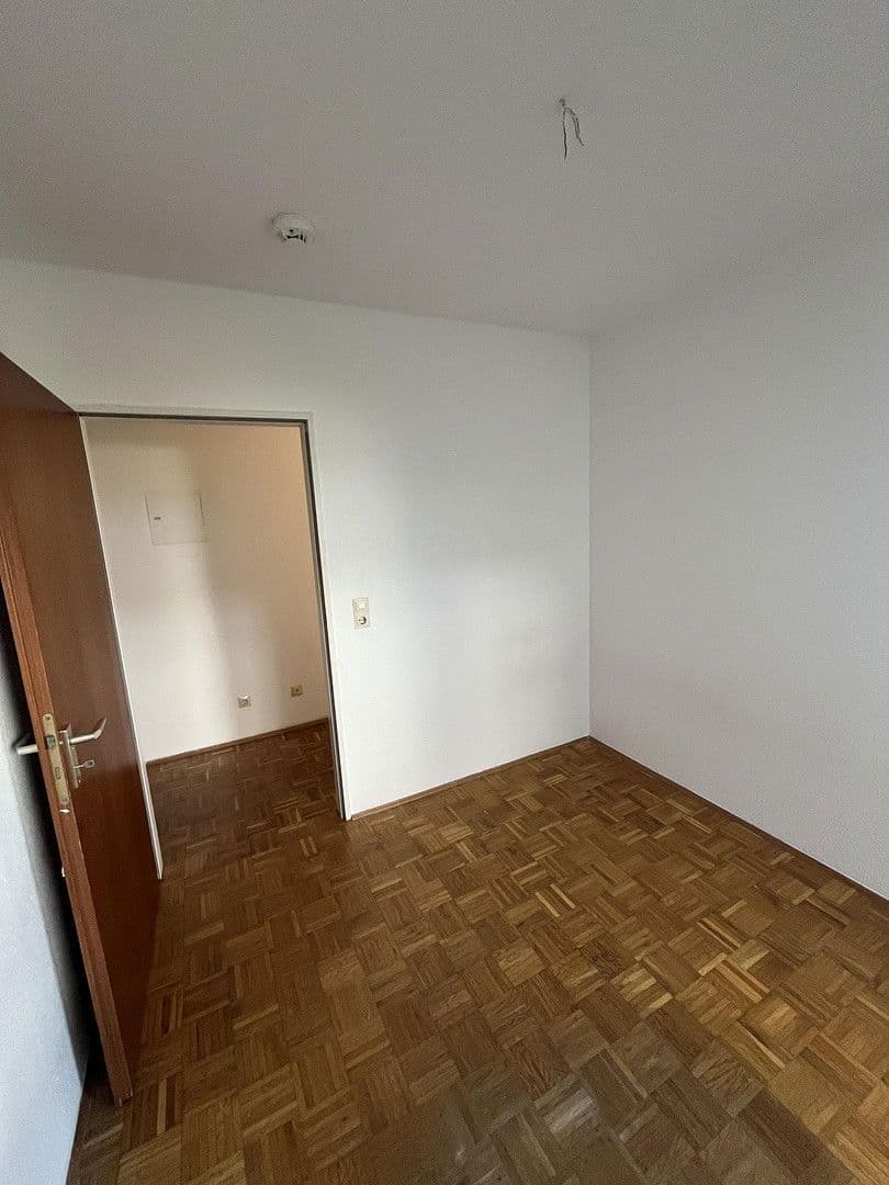 Prenájom bytu 3-izbový 71 m², Hardtstr. 36, Karlsruhe, Bádensko-Wurttembersko Prenájom bytu 3-izbový 71 m², Hardtstr. 36, Karlsruhe, Bádensko-Wurttembersko