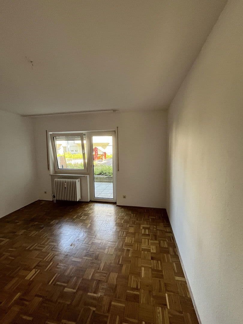 Prenájom bytu 3-izbový 71 m², Hardtstr. 36, Karlsruhe, Bádensko-Wurttembersko Prenájom bytu 3-izbový 71 m², Hardtstr. 36, Karlsruhe, Bádensko-Wurttembersko