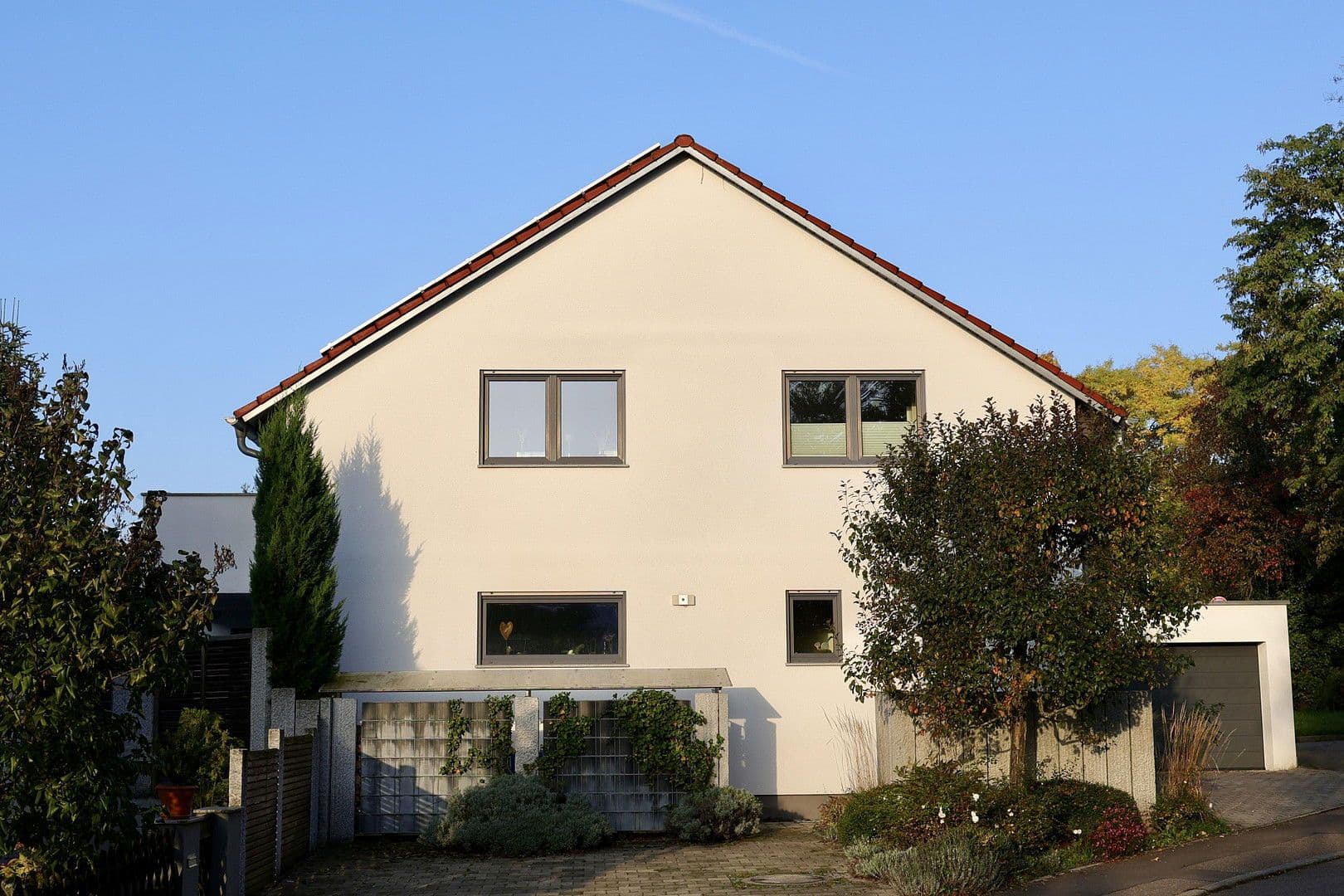 Predaj domu 183 m², pozemek 483 m², Ludwigsburg, Bádensko-Wurttembersko Predaj domu 183 m², pozemek 483 m², Ludwigsburg, Bádensko-Wurttembersko