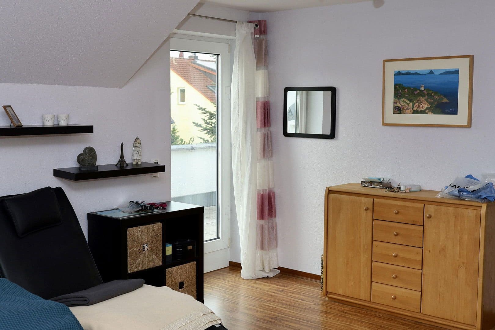 Predaj domu 183 m², pozemek 483 m², Ludwigsburg, Bádensko-Wurttembersko Predaj domu 183 m², pozemek 483 m², Ludwigsburg, Bádensko-Wurttembersko