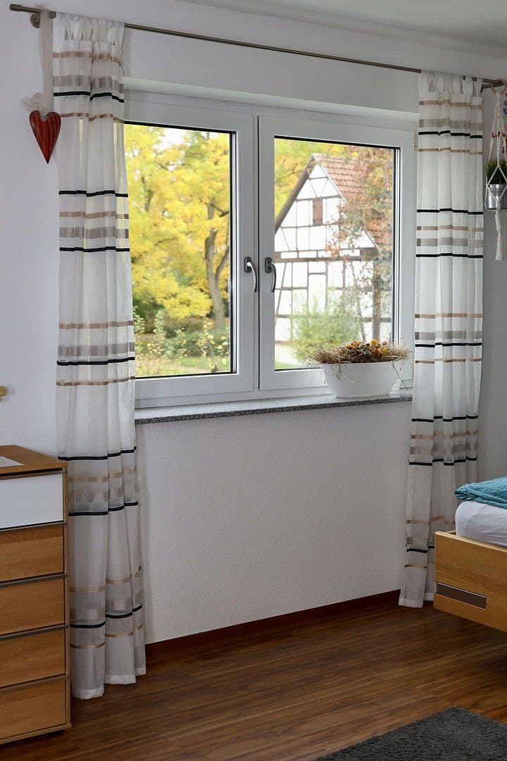 Predaj domu 183 m², pozemek 483 m², Ludwigsburg, Bádensko-Wurttembersko Predaj domu 183 m², pozemek 483 m², Ludwigsburg, Bádensko-Wurttembersko