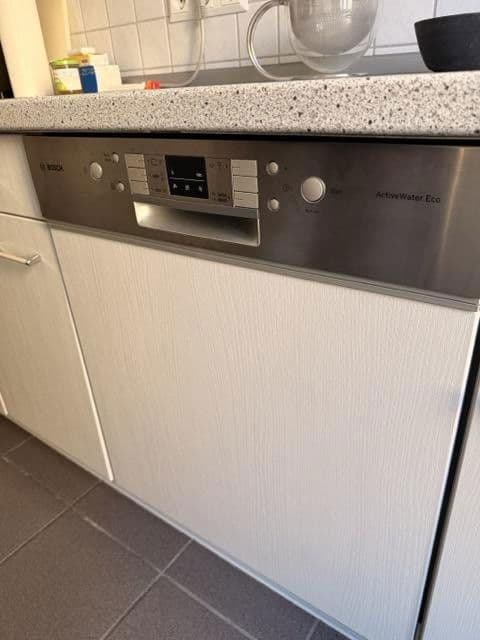 Predaj bytu 2-izbový 100 m², Blissestraße 55, Berlin, Berlín Predaj bytu 2-izbový 100 m², Blissestraße 55, Berlin, Berlín