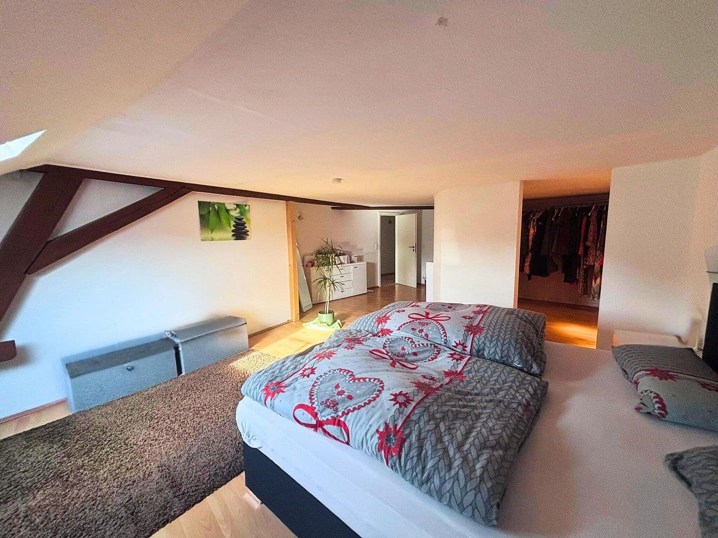 Prenájom bytu 4-izbový 132 m², Hoferstr. 7, Gefell, Durínsko Prenájom bytu 4-izbový 132 m², Hoferstr. 7, Gefell, Durínsko