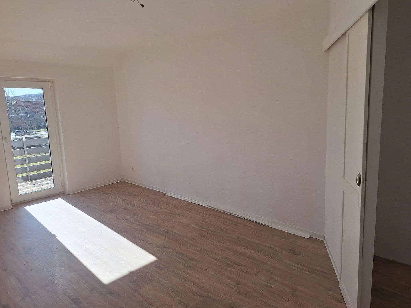 Predaj bytu 3-izbový 88 m², Hauptstraße 38, Bovenden, Dolné Sasko Predaj bytu 3-izbový 88 m², Hauptstraße 38, Bovenden, Dolné Sasko