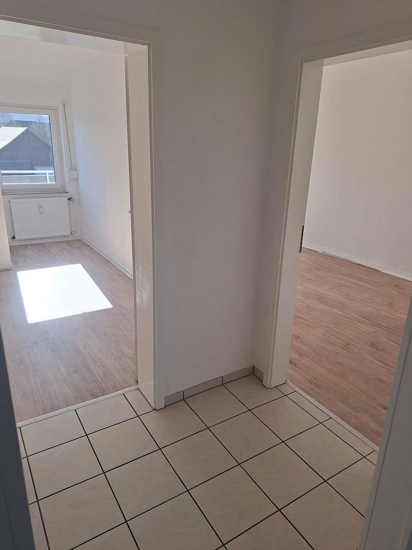Predaj bytu 3-izbový 88 m², Hauptstraße 38, Bovenden, Dolné Sasko Predaj bytu 3-izbový 88 m², Hauptstraße 38, Bovenden, Dolné Sasko
