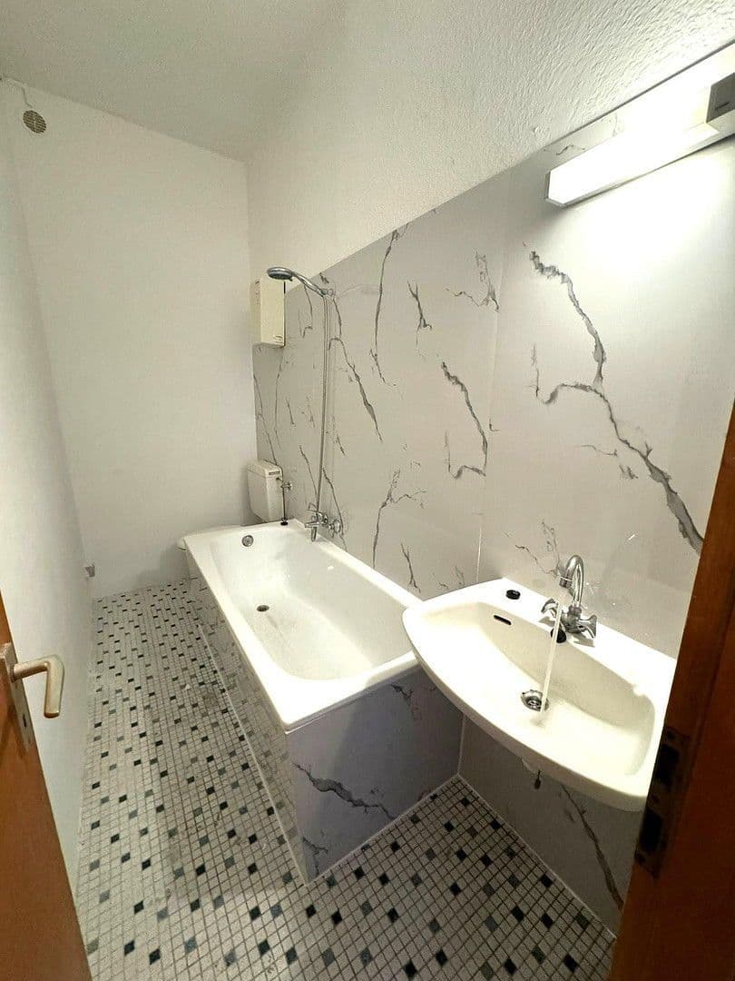 Predaj domu 399 m², Marienstr 30, Wuppertal, Severné Porýnie - Westfálsko Predaj domu 399 m², Marienstr 30, Wuppertal, Severné Porýnie - Westfálsko