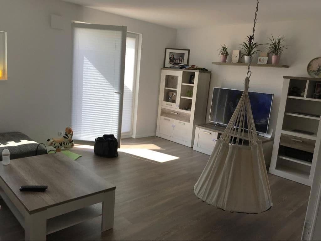 Prenájom bytu 2-izbový 74 m², Stade, Dolné Sasko Prenájom bytu 2-izbový 74 m², Stade, Dolné Sasko