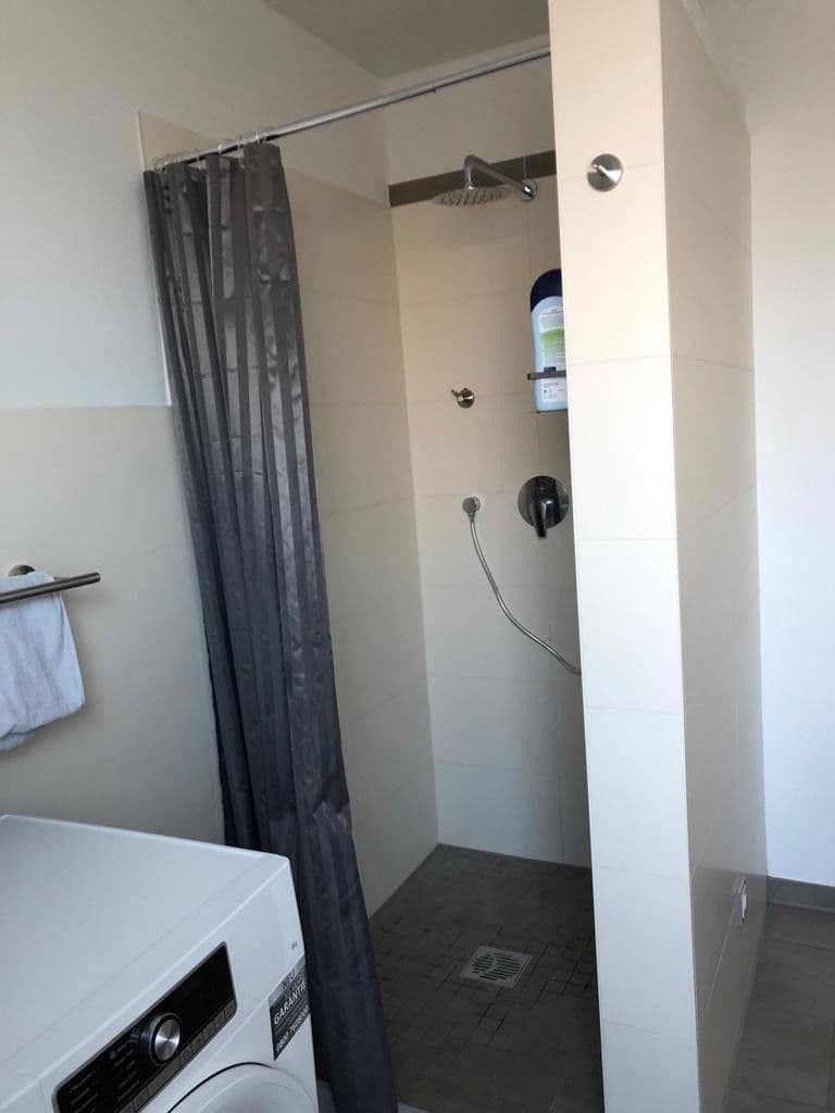 Prenájom bytu 2-izbový 74 m², Stade, Dolné Sasko Prenájom bytu 2-izbový 74 m², Stade, Dolné Sasko