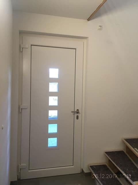 Prenájom bytu 2-izbový 74 m², Stade, Dolné Sasko Prenájom bytu 2-izbový 74 m², Stade, Dolné Sasko