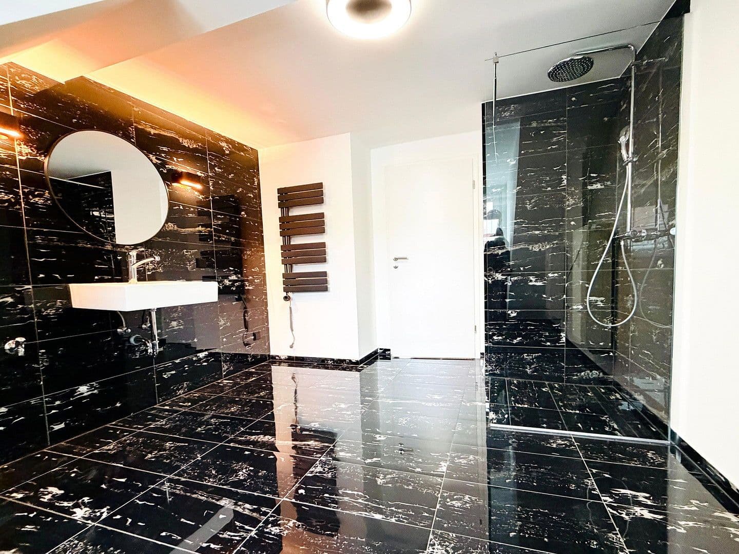 Predaj bytu 3-izbový 85 m², Gleimstraße 61, Berlin, Berlín Predaj bytu 3-izbový 85 m², Gleimstraße 61, Berlin, Berlín