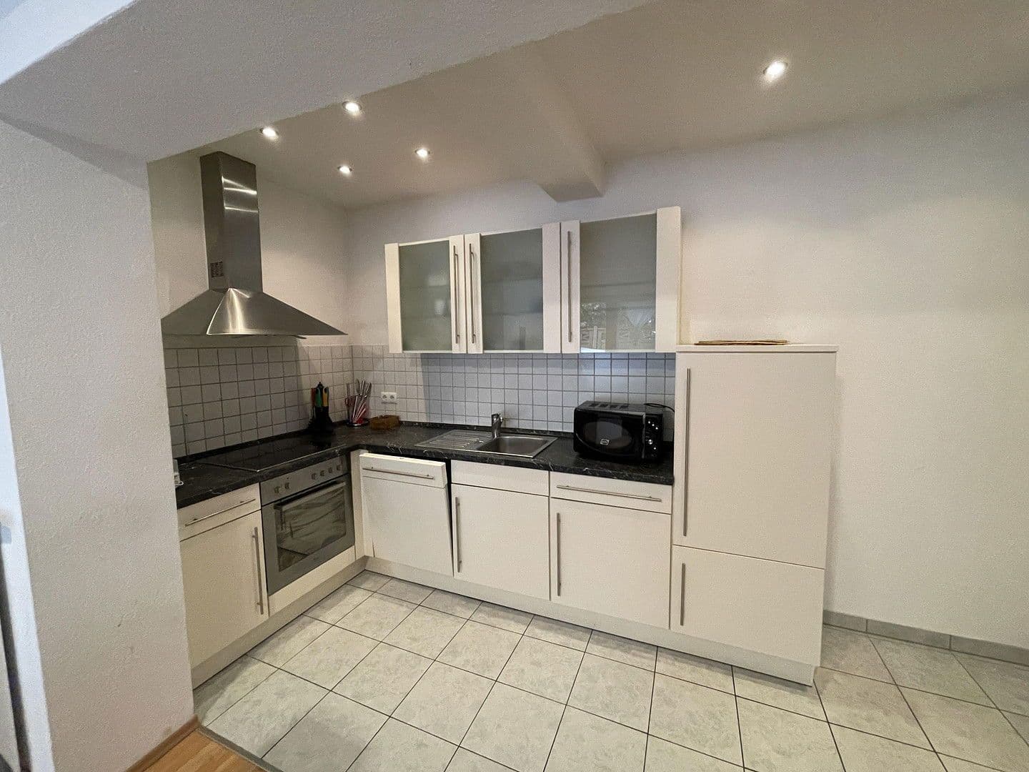 Prenájom bytu 3-izbový 91 m², Am Zehnt 9, Sinsheim, Bádensko-Wurttembersko Prenájom bytu 3-izbový 91 m², Am Zehnt 9, Sinsheim, Bádensko-Wurttembersko