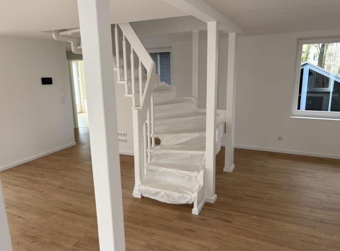 Predaj domu 173 m², pozemek 584 m², Edith-Stein-Straße 34, Wuppertal, Severné Porýnie - Westfálsko Predaj domu 173 m², pozemek 584 m², Edith-Stein-Straße 34, Wuppertal, Severné Porýnie - Westfálsko