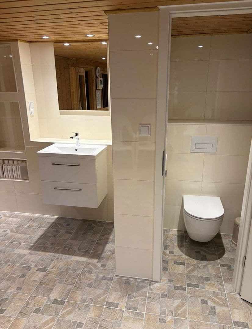 Predaj domu 173 m², pozemek 584 m², Edith-Stein-Straße 34, Wuppertal, Severné Porýnie - Westfálsko Predaj domu 173 m², pozemek 584 m², Edith-Stein-Straße 34, Wuppertal, Severné Porýnie - Westfálsko