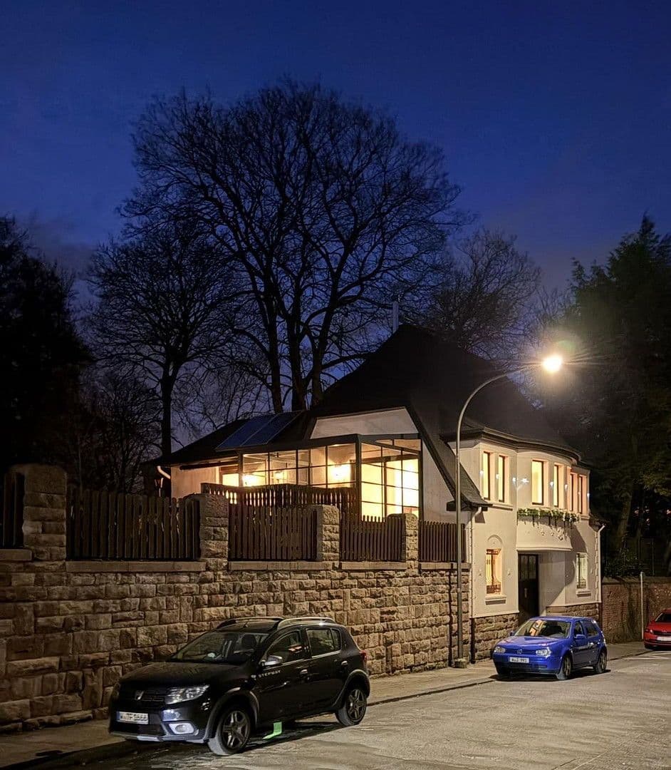 Predaj domu 173 m², pozemek 584 m², Edith-Stein-Straße 34, Wuppertal, Severné Porýnie - Westfálsko Predaj domu 173 m², pozemek 584 m², Edith-Stein-Straße 34, Wuppertal, Severné Porýnie - Westfálsko