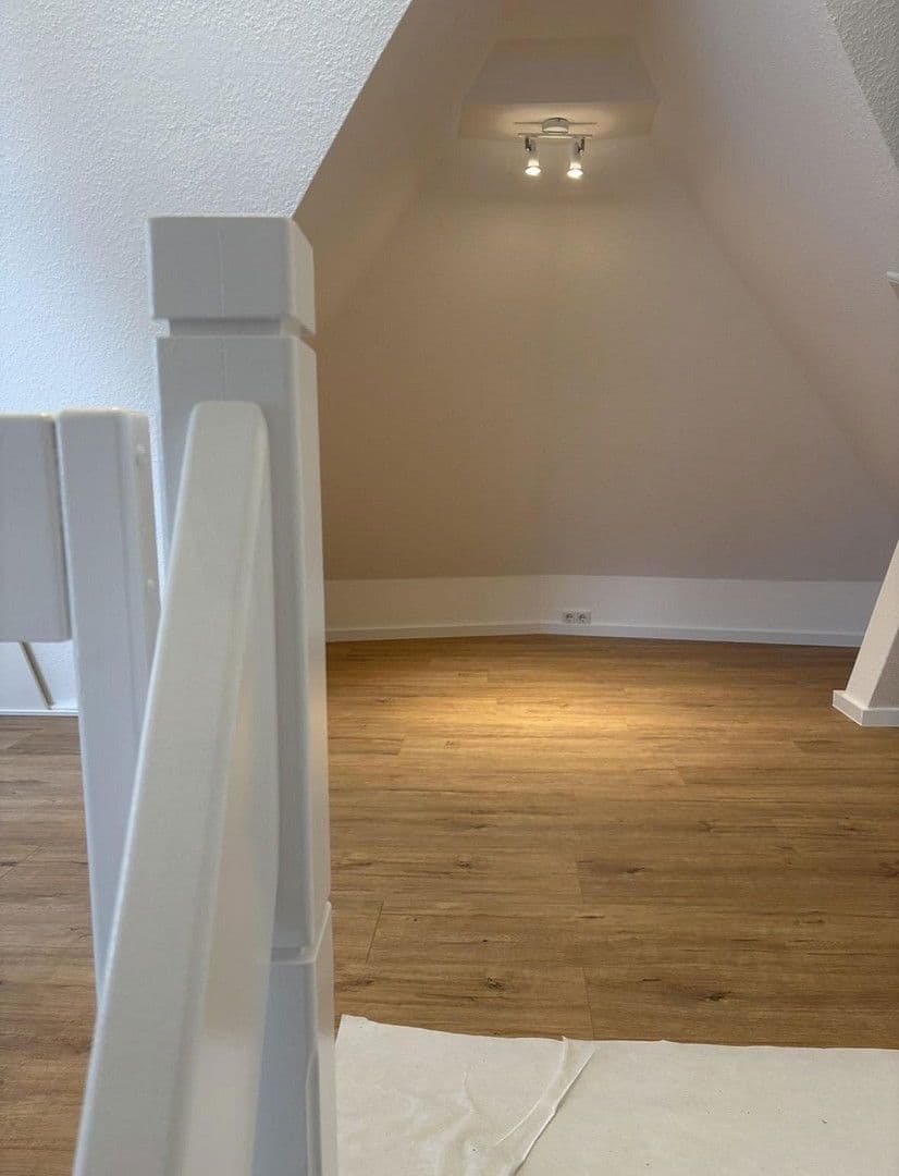 Predaj domu 173 m², pozemek 584 m², Edith-Stein-Straße 34, Wuppertal, Severné Porýnie - Westfálsko Predaj domu 173 m², pozemek 584 m², Edith-Stein-Straße 34, Wuppertal, Severné Porýnie - Westfálsko