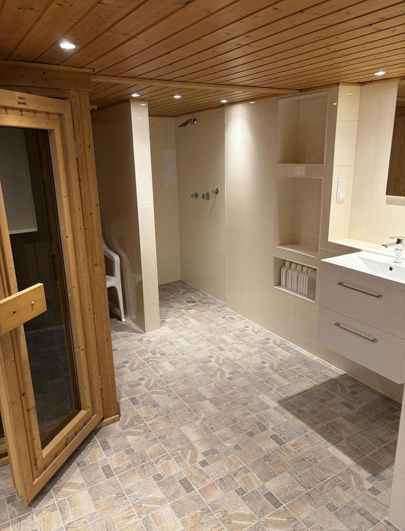 Predaj domu 173 m², pozemek 584 m², Edith-Stein-Straße 34, Wuppertal, Severné Porýnie - Westfálsko Predaj domu 173 m², pozemek 584 m², Edith-Stein-Straße 34, Wuppertal, Severné Porýnie - Westfálsko