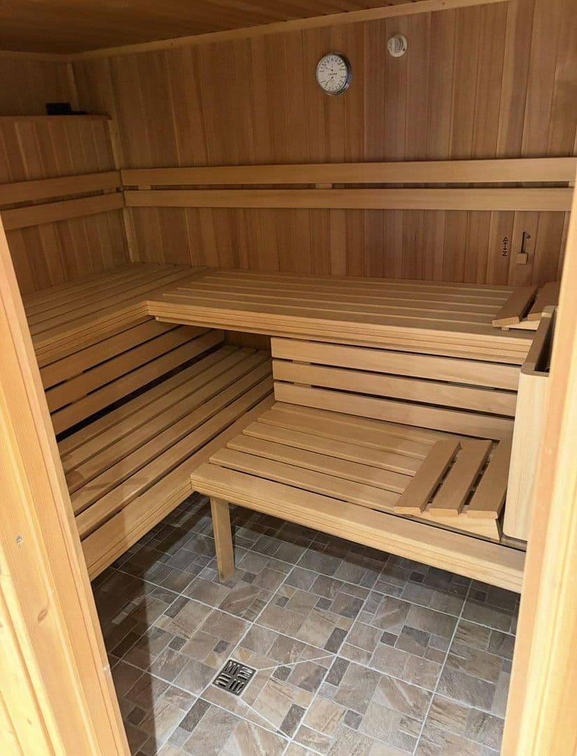 Predaj domu 173 m², pozemek 584 m², Edith-Stein-Straße 34, Wuppertal, Severné Porýnie - Westfálsko Predaj domu 173 m², pozemek 584 m², Edith-Stein-Straße 34, Wuppertal, Severné Porýnie - Westfálsko