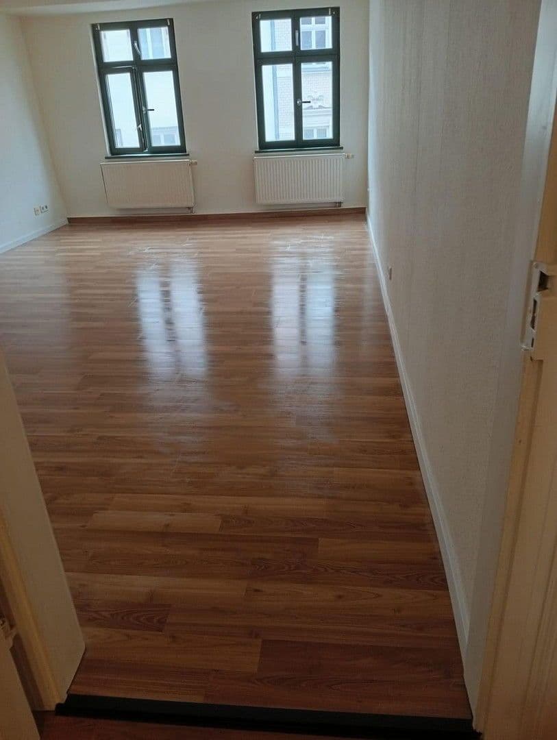 Prenájom bytu 3-izbový 65 m², Jakobstraße 35, Naumburg (Saale), Sasko-Anhaltsko Prenájom bytu 3-izbový 65 m², Jakobstraße 35, Naumburg (Saale), Sasko-Anhaltsko