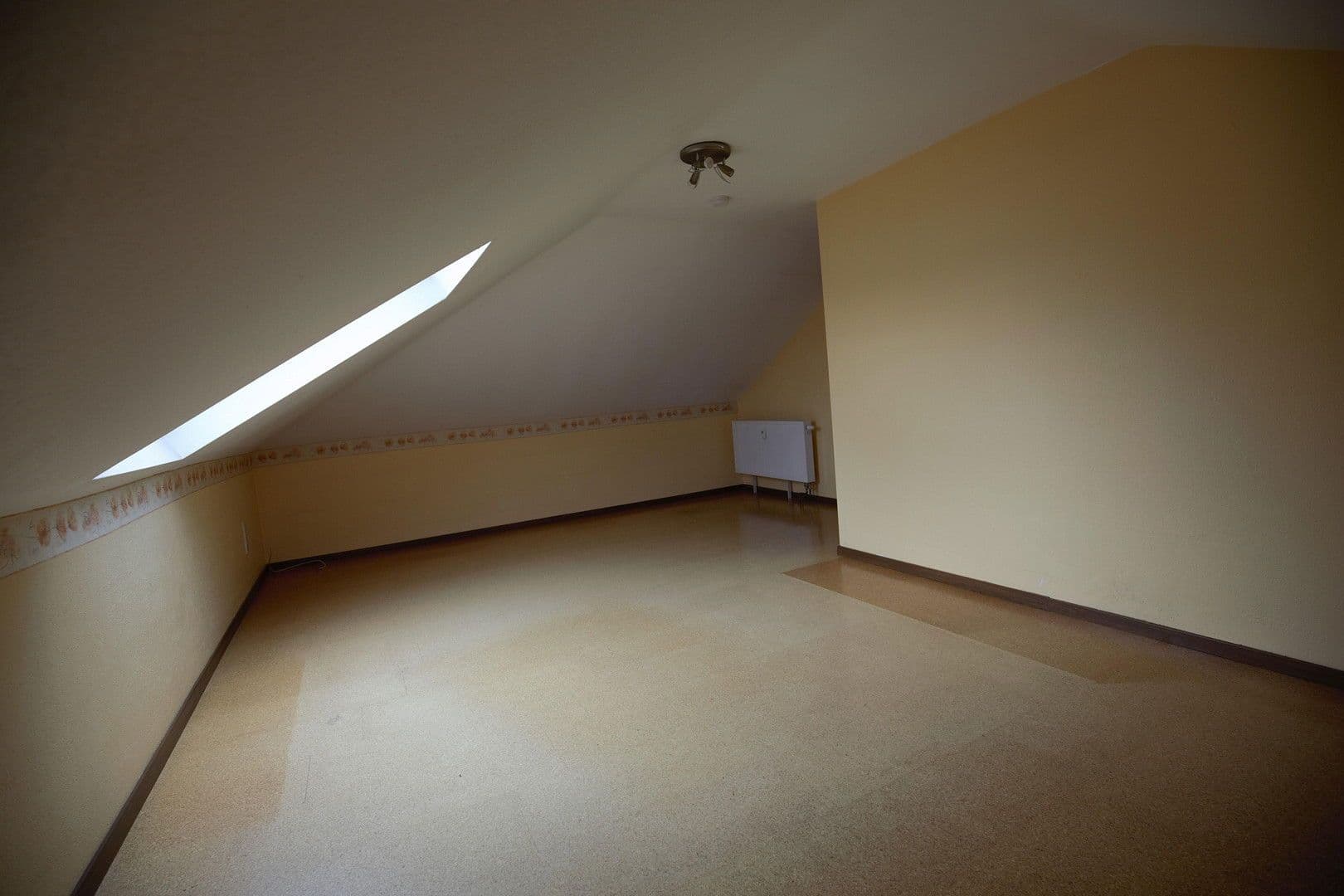 Prenájom kancelárie 25 m², Carl-Zeiss-Str. 5, Frankenthal, Porýnie-Falcko Prenájom kancelárie 25 m², Carl-Zeiss-Str. 5, Frankenthal, Porýnie-Falcko