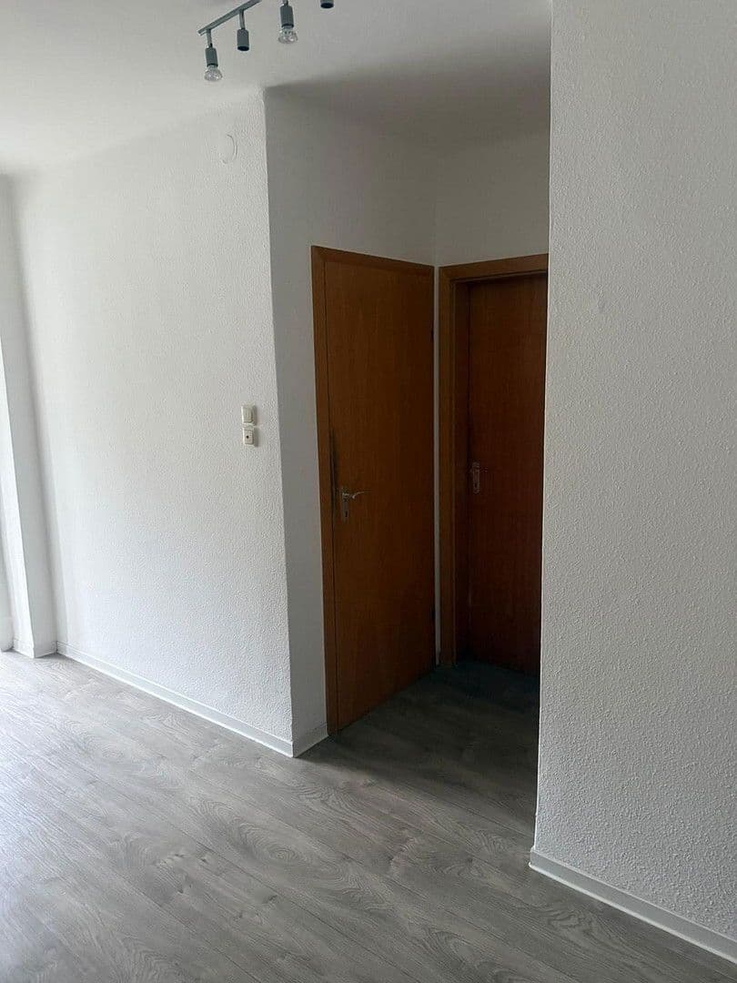 Prenájom bytu 2-izbový 80 m², Mertesdorf, Porýnie-Falcko Prenájom bytu 2-izbový 80 m², Mertesdorf, Porýnie-Falcko
