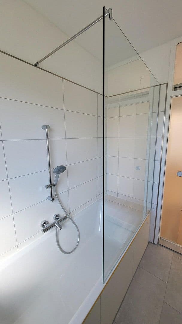 Prenájom bytu 3-izbový 100 m², Münchner Str. 179, Karlsfeld, Bavorsko Prenájom bytu 3-izbový 100 m², Münchner Str. 179, Karlsfeld, Bavorsko