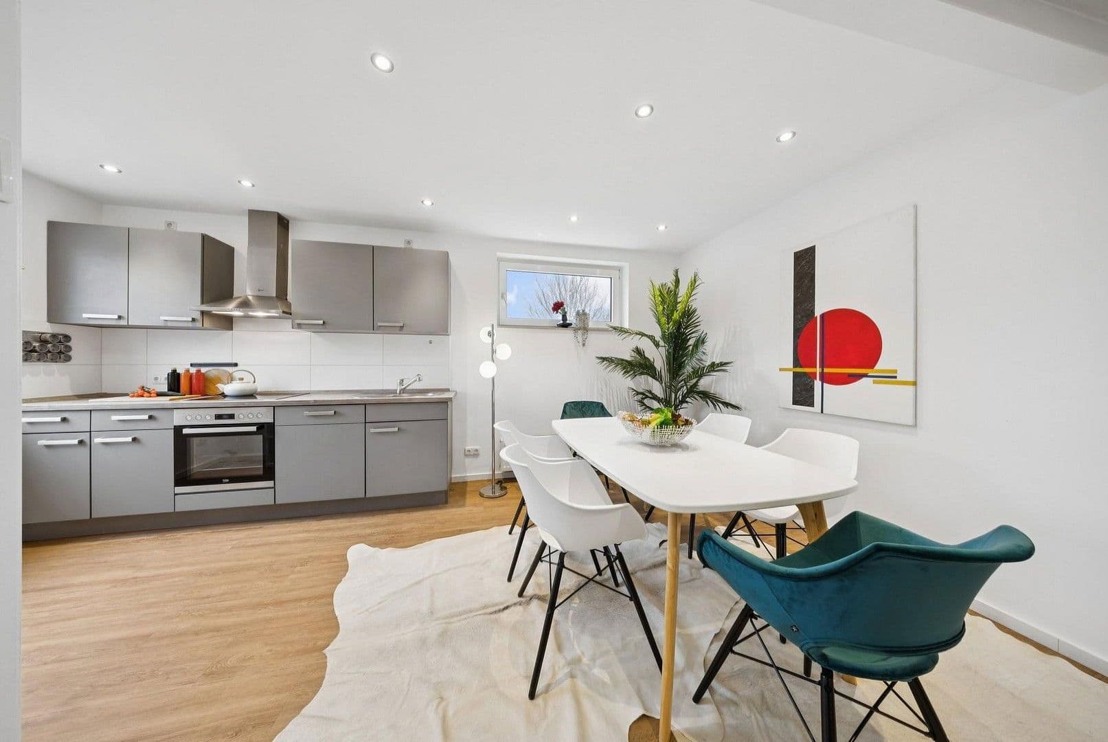 Predaj domu 201 m², pozemek 376 m², Pinneberg, Šlezvicko-Holštajnsko Predaj domu 201 m², pozemek 376 m², Pinneberg, Šlezvicko-Holštajnsko