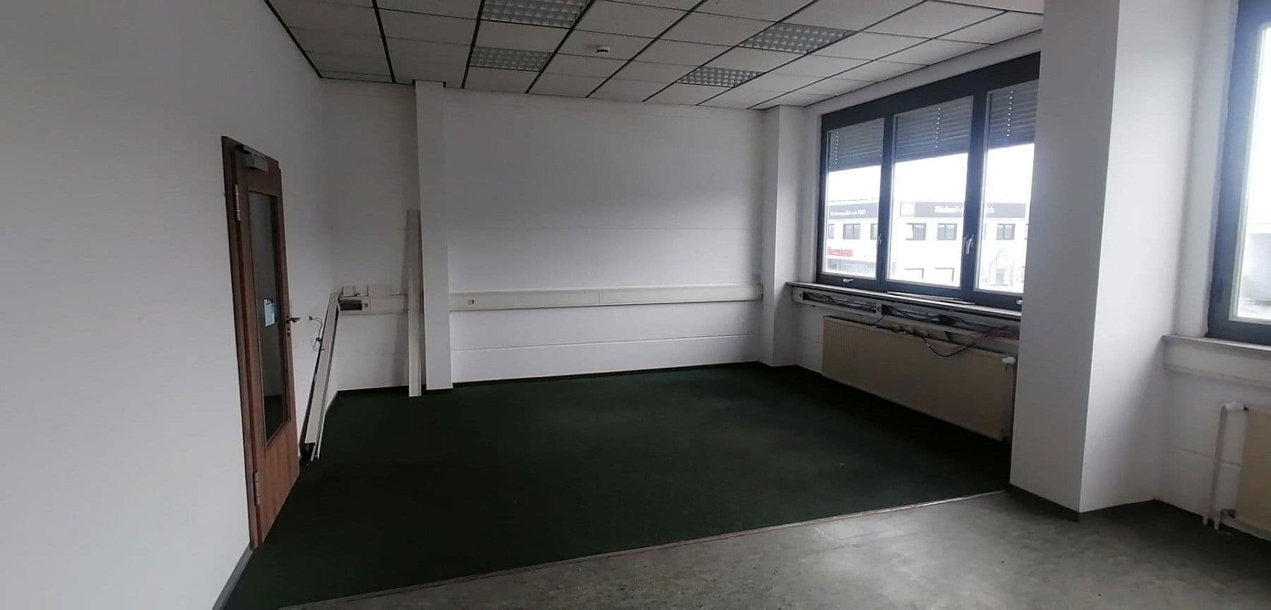 Prenájom kancelárie 660 m², Schaumbergstrasse 7A, Schwarzenbach a.d.Saale, Bavorsko Prenájom kancelárie 660 m², Schaumbergstrasse 7A, Schwarzenbach a.d.Saale, Bavorsko