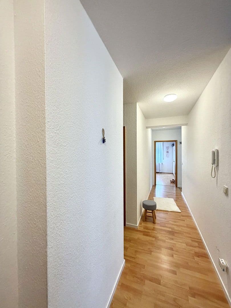 Prenájom bytu 3-izbový 82 m², Kriegsstraße 2, Pforzheim, Bádensko-Wurttembersko Prenájom bytu 3-izbový 82 m², Kriegsstraße 2, Pforzheim, Bádensko-Wurttembersko