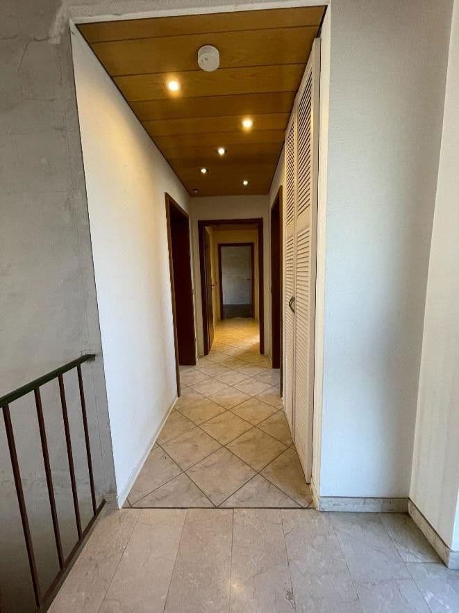 Predaj domu 197 m², pozemek 391 m², Bammental, Bádensko-Wurttembersko Predaj domu 197 m², pozemek 391 m², Bammental, Bádensko-Wurttembersko