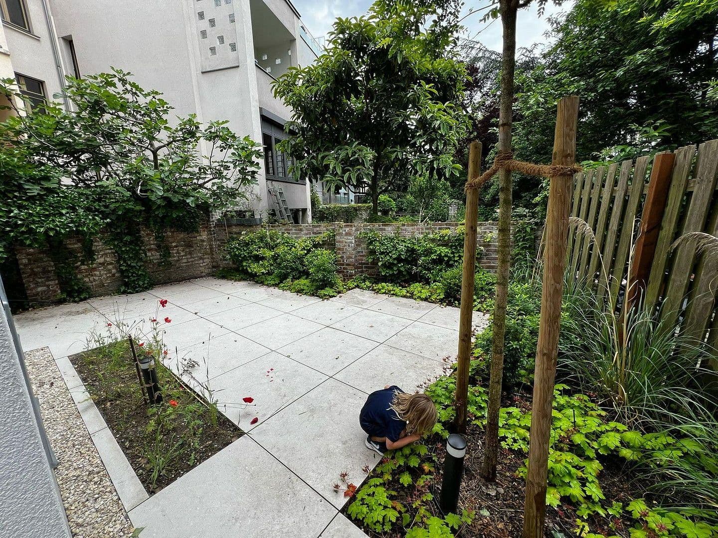 Prenájom bytu 4-izbový 104 m², Kennedydamm 7, Düsseldorf, Severné Porýnie - Westfálsko Prenájom bytu 4-izbový 104 m², Kennedydamm 7, Düsseldorf, Severné Porýnie - Westfálsko