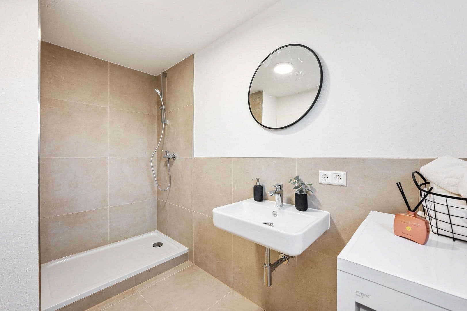 Prenájom bytu 3-izbový 78 m², Steinhaldestraße 36, Heilbronn, Bádensko-Wurttembersko Prenájom bytu 3-izbový 78 m², Steinhaldestraße 36, Heilbronn, Bádensko-Wurttembersko