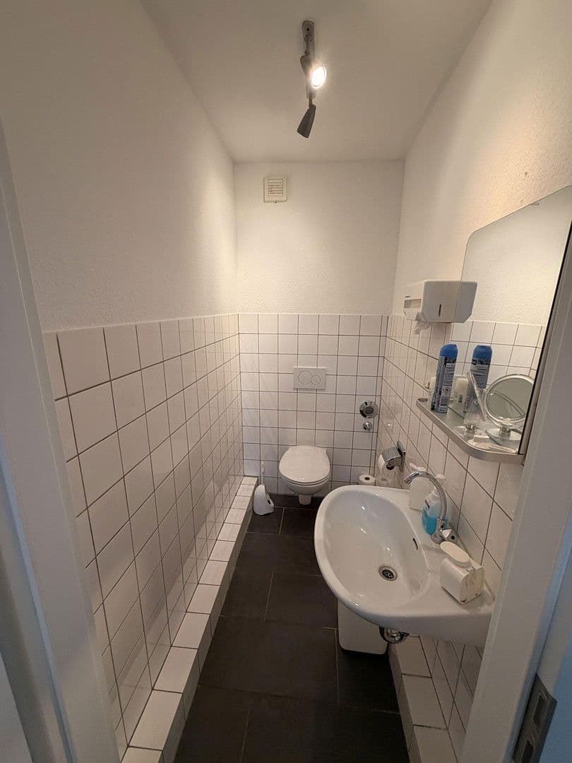Prenájom kancelárie 170 m², Bismarckstraße 4, Pinneberg, Šlezvicko-Holštajnsko Prenájom kancelárie 170 m², Bismarckstraße 4, Pinneberg, Šlezvicko-Holštajnsko