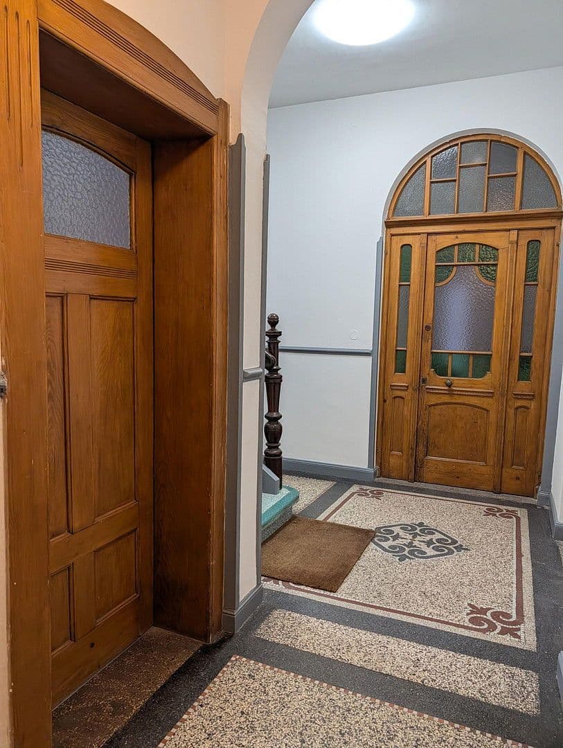 Prenájom bytu 3-izbový 70 m², Talstraße 64, Saarbrücken, Sársko Prenájom bytu 3-izbový 70 m², Talstraße 64, Saarbrücken, Sársko