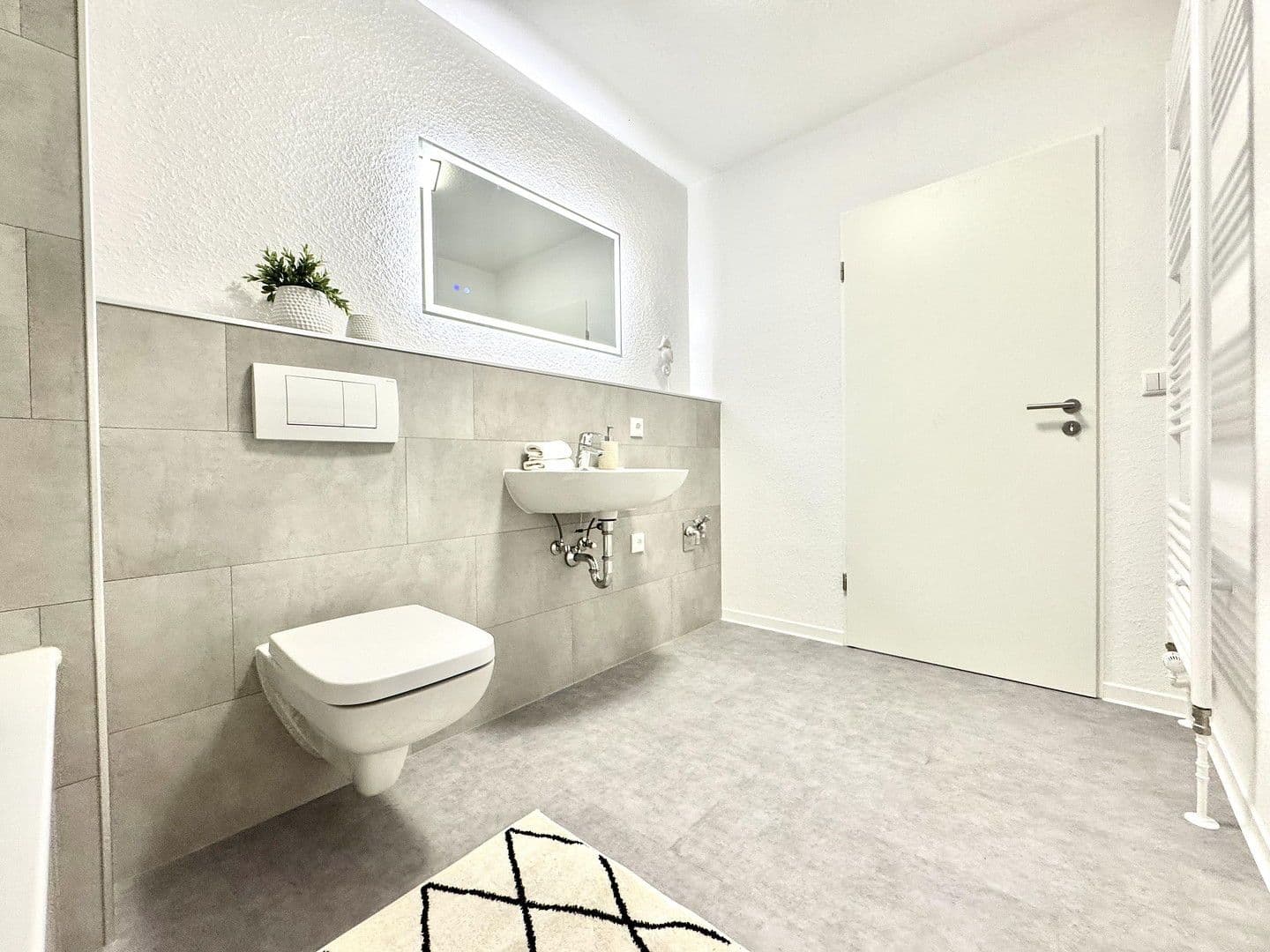 Predaj bytu 2-izbový 54 m², Schwerin, Meklenbursko-Predpomoransko Predaj bytu 2-izbový 54 m², Schwerin, Meklenbursko-Predpomoransko